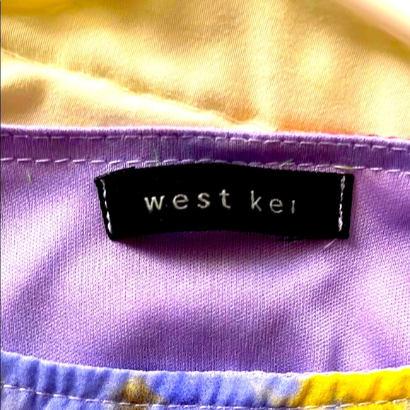 West Kei Floral Multi Color Women's Top - Picture 4 of 5